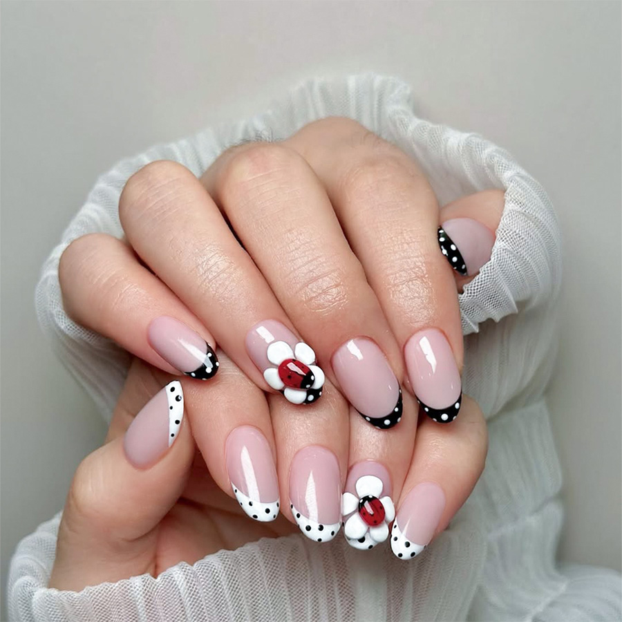 The Nail Lounge & Spa